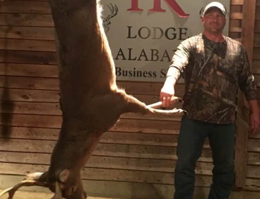 Alabama whitetail deer hunting lodge Alabama Deer Hunting Lodge