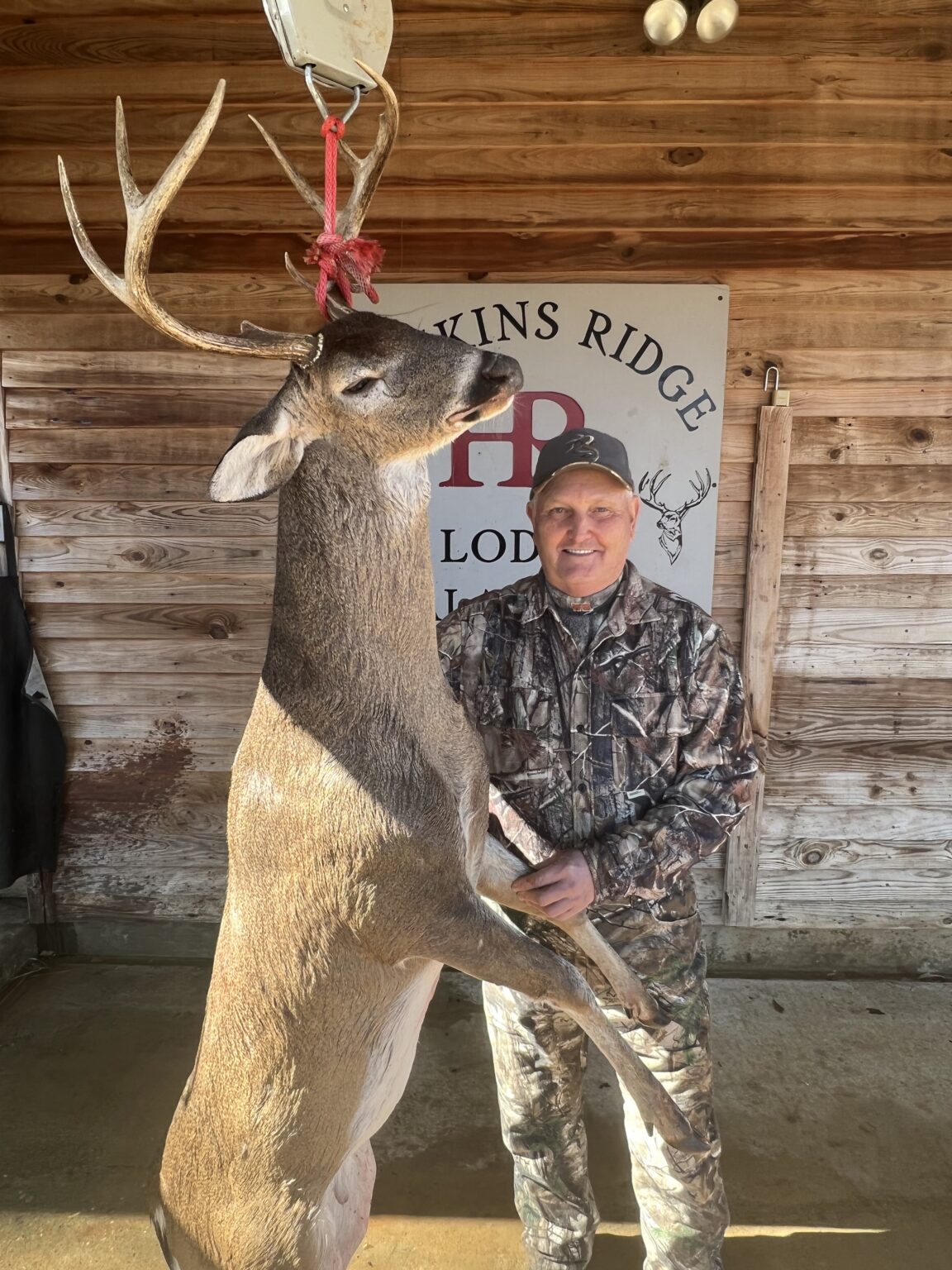 Deer 8pt 180lbs - Alabama Deer Hunting Lodge